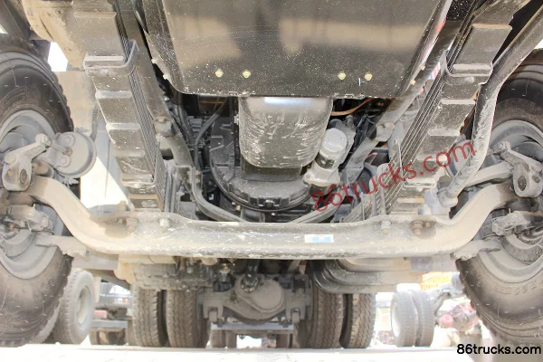 Dongfeng Commercial Vehicle Tianlong KC Heavy Truck 340 hp 6X4(10 wheels) 5.4m Dump Truck Chassis (2) | 86Trucks