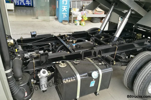 Beiqi Heibao H7 71 hp 4X2(6 wheels) 2.73m Dump Truck Cab (1) | 86Trucks