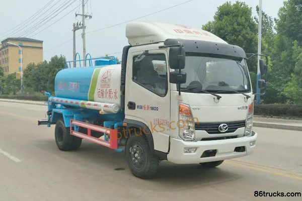Shifeng Fengchi 87 ch 4X2(6 roues) camion citerne d'arrosage Extérieur