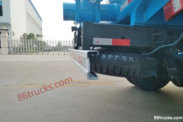 Shifeng Fengchi 87 ch 4X2(6 roues) camion de vidange 5 m³ Cabine (3) | 86Trucks
