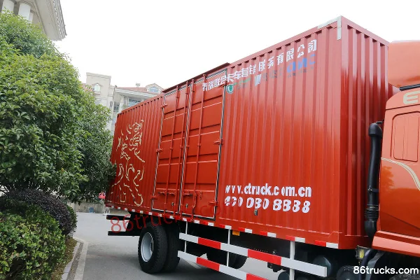 Union Truck E185 Medium Truck 185hp 4X2(6 wheels) 6.75m Flatbed Cargo Truck Chassis (2) | 86Trucks