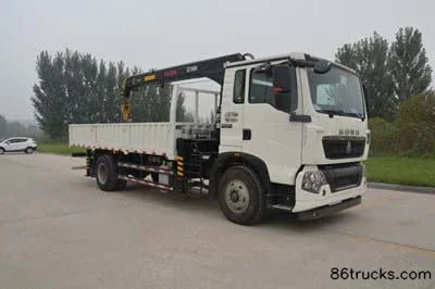 Sinotruk HOWO T5G 210 hp 4X2(6 wheels) Truck-mounted Crane (ST224 Crane) (Sinotruk brand) Exterior