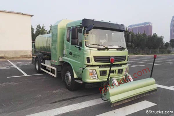 Zhengzhou Yutong 18T 4X2(6 wheels) Electric Water Cleaning Truck Exterior