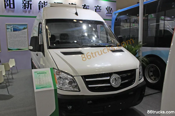 Jiuzhou 4.5T 6m Electric Refrigerated Truck 75kWh Exterior