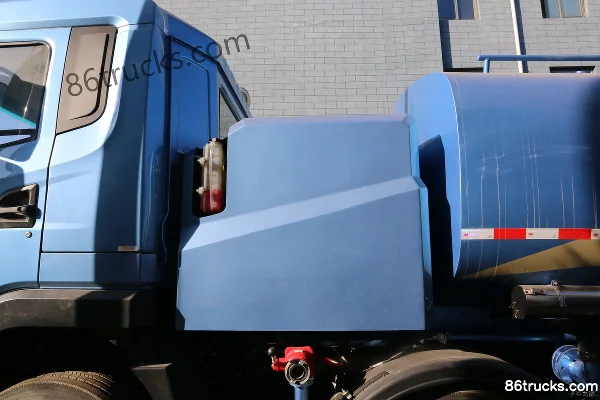 BYD T10 204 hp 8X4(12 wheels) electric water sprinkler truck (Hualin) Chassis (2) | 86Trucks