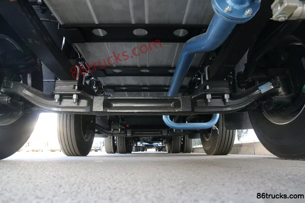 BYD T10 204 hp 8X4(12 wheels) electric water sprinkler truck (Hualin) Chassis (1) | 86Trucks