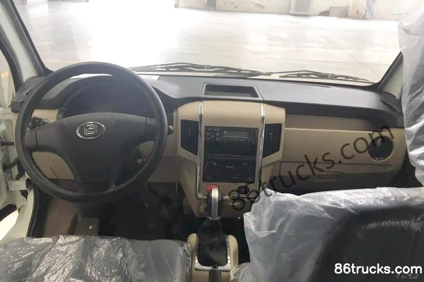 Baoqi Jinqi single row basic type 2.1T 4.18m pure electric enclosed van 35.4kWh Cab (3) | 86Trucks