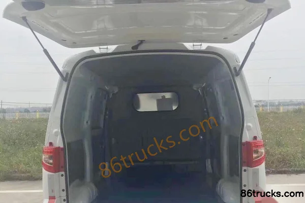 Baoqi Jinqi single row basic type 2.1T 4.18m pure electric enclosed van 35.4kWh Chassis (1) | 86Trucks