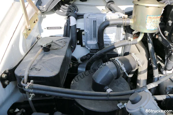 Dongfeng Tianlai 140hp 2-seat Manual Panel Van Chassis (2) | 86Trucks