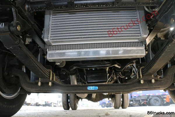 FAW Hongta FAW Jiefang Gongshi 120hp 4X2(6 wheels) 4.21m Single Row Van Light Truck Chassis (1) | 86Trucks