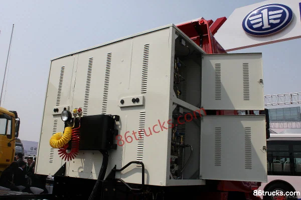 Sinotruk Yuanwei Heavy Truck 350 hp 6X4(10 roues) LNG Tractor Truck Châssis (2) | 86Trucks