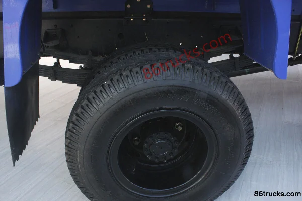 Beijing Qilong Medium Truck 136 hp 4X2(6 wheels) 6.2m Sideboard Cargo Truck Chassis (3) | 86Trucks
