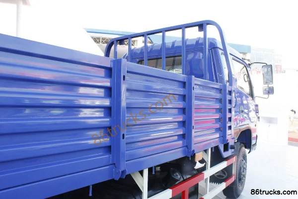 Beijing Qilong Medium Truck 136 hp 4X2(6 wheels) 6.2m Sideboard Cargo Truck Body (3) | 86Trucks