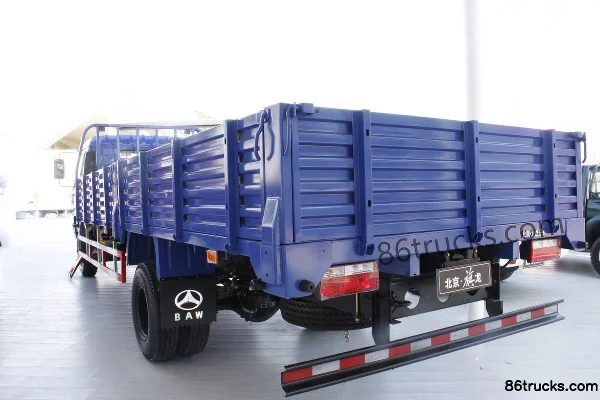 Beijing Qilong Medium Truck 136 hp 4X2(6 wheels) 6.2m Sideboard Cargo Truck Body (1) | 86Trucks