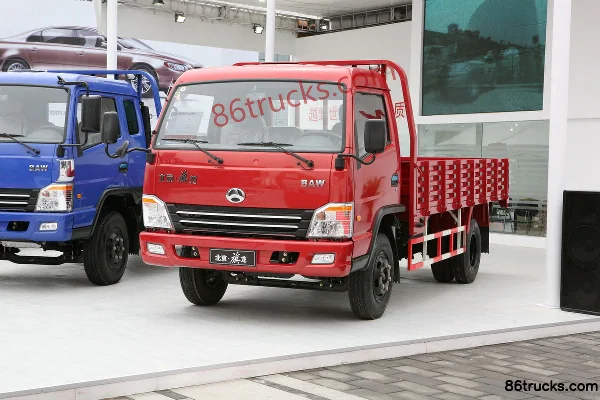 Beijing Qilong 103 hp 4X2(6 roues) 4.25m Single Row Flatbed Light Truck Extérieur (2) | 86Trucks