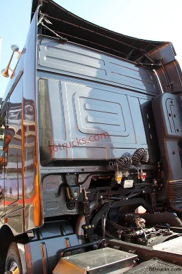 Beiben V3 Heavy Truck 375 hp 6X4(10 wheels) Tractor Truck Chassis (3) | 86Trucks