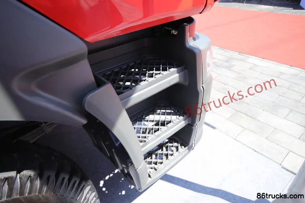 Dongfeng Liuqi Balong 507 heavy truck 375 hp 6X4(10 wheels) tractor truck Chassis (3) | 86Trucks