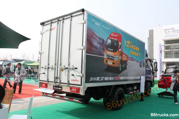 Foton Aoling CTX 154hp 4X2(6 wheels) 4.8m semi-row van cargo truck Body (3) | 86Trucks