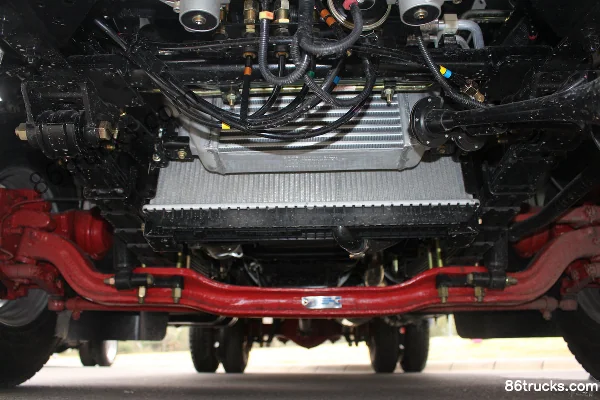 Dongfeng Kaipute K6 150hp 4X2(6 wheels) 4m Single Row Refrigerated Truck Chassis (1) | 86Trucks
