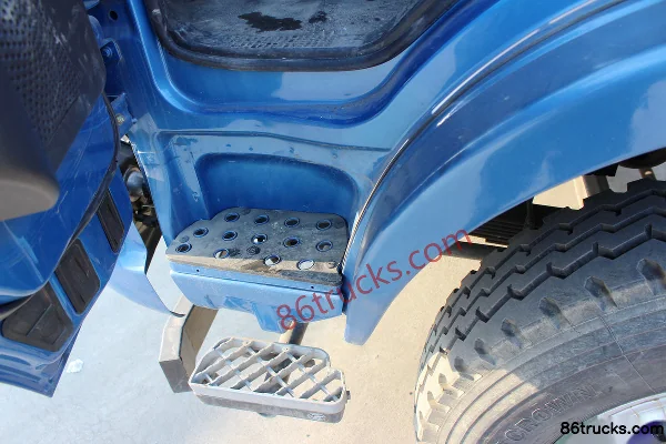 Feidi D3 Series 170hp 4X2(6 wheels) Flatbed Truck Cab (2) | 86Trucks