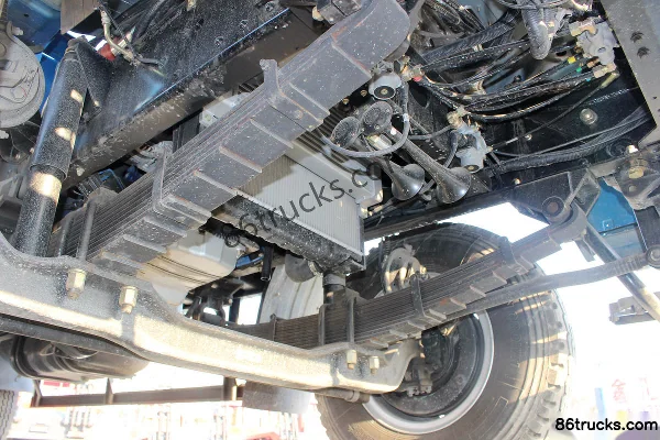 Feidi D3 Series 170hp 4X2(6 wheels) Flatbed Truck Chassis (3) | 86Trucks