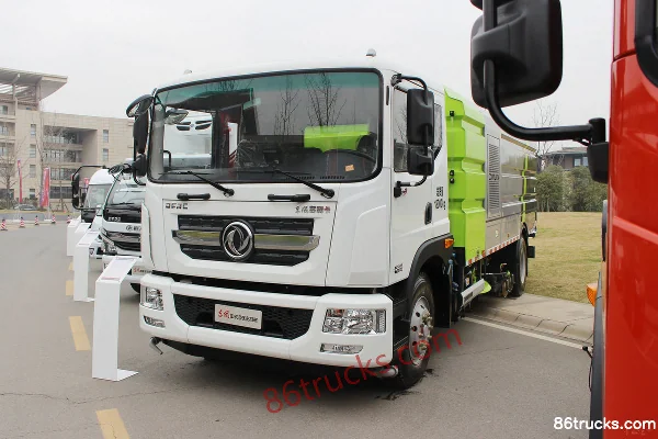 Dongfeng Duolika D9 210hp 4X2(6 wheels) Washing and Sweeping Truck (Zhonglian Brand) Exterior (3) | 86Trucks