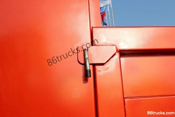 Dongfeng Lituo T15 129hp 4X2(6 wheels) 3.7m dump truck Body (1) | 86Trucks