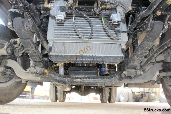 Feidi D3 série 116 ch 4X2(6 roues) camion plateau Châssis (1) | 86Trucks