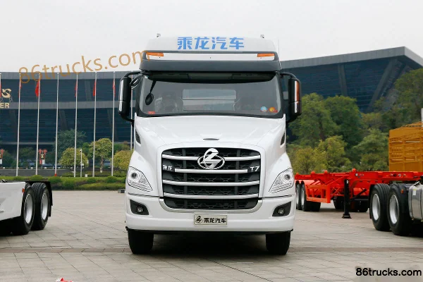 Dongfeng Liuqi Chenglong T7 Heavy Truck 550 hp 6X4(10 wheels) Long-Nose Tractor Truck Exterior (2) | 86Trucks