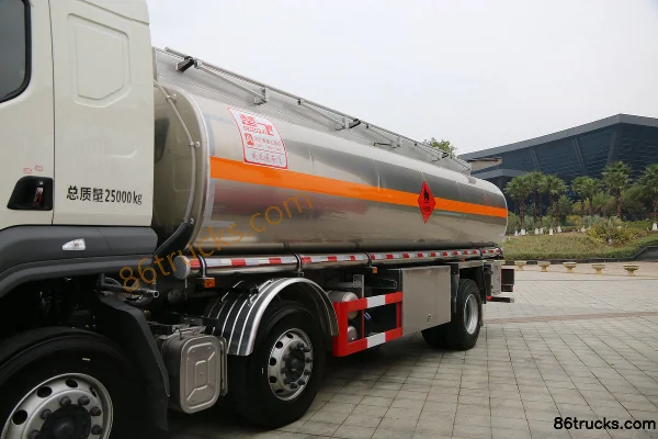 Dongfeng Liuqi Chenglong H5 240 ch 6X2(8 roues) camion citerne à carburant (marque Chufei) Châssis (2) | 86Trucks