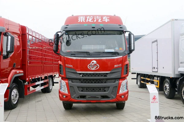 Dongfeng Liuqi Chenglong H5 Medium Truck 240 hp 6X2(8 wheels) 9.6m Van Cargo Truck Chassis Exterior (2) | 86Trucks