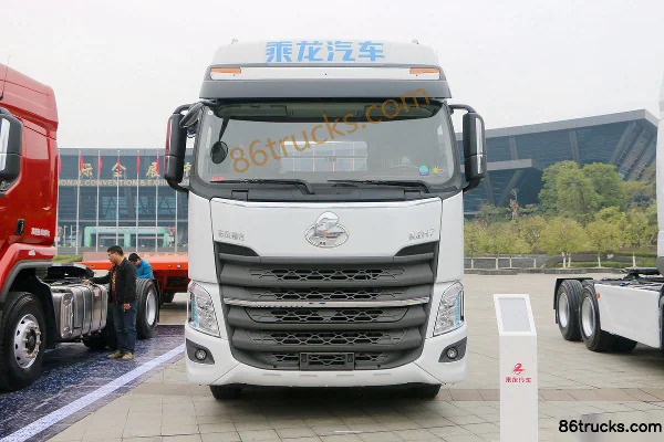 DongfengLiuqi Chenglong H7 Heavy Truck 460 hp 4X2(6 wheels) Tractor Truck Exterior (2) | 86Trucks