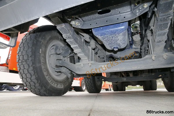 Dongfeng Liuqi Chenglong H7 Composite Edition 12.9L Diesel 600 hp 8X4(12 wheels) Fast Gear 13-speed 7.2m Dump Truck Chassis (2) | 86Trucks