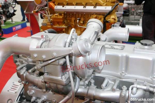 Yuchai YC6A290-50 290hp 7.5L China V Diesel Engine Exterior (3) | 86Trucks