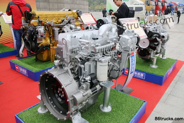 Yuchai YC4EG200-50 200 ch 4,73 L China V moteur diesel Extérieur (3) | 86Trucks