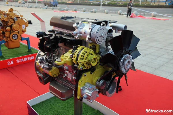 Weichai WP4.1Q165E50 165 hp 4.1L China V Diesel Engine Exterior (3) | 86Trucks