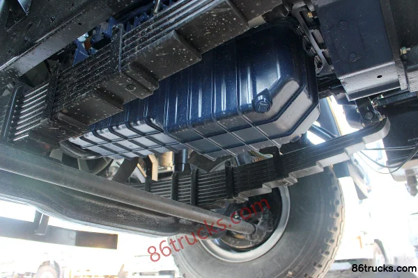 SHACMAN Commercial Vehicle Xuande X6 300hp 8X4(12 wheels) 7.4m³ Concrete Mixer Truck Chassis (3) | 86Trucks