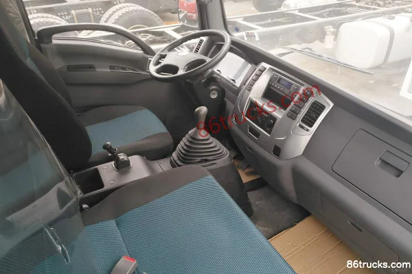 Jinbei Yunying W Series 143 hp 4X2(6 wheels) 4.18m single-row flatbed light truck chassis Cab (3) | 86Trucks