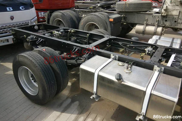 Jinbei Yunying W Series 143 hp 4X2(6 wheels) 4.18m single-row flatbed light truck chassis (3) | 86Trucks