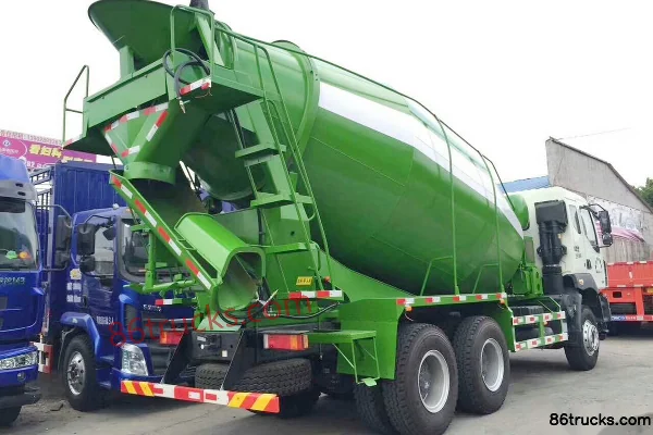 Dongfeng Liuqi Chenglong M5 350 hp 6X4(10 wheels) 4.2 m³ concrete mixer truck (9-speed) Exterior (3) | 86Trucks