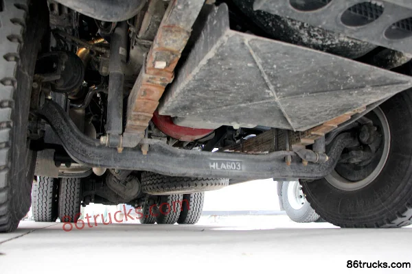 Hualing Heavy Truck 345hp 6X4(10 wheels) 5.4m Dump Truck Chassis (1) | 86Trucks