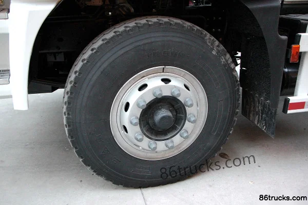 Hualing Hanma H7 375 ch 6X4(10 roues) camion malaxeur 3,48 m³ Châssis (2) | 86Trucks