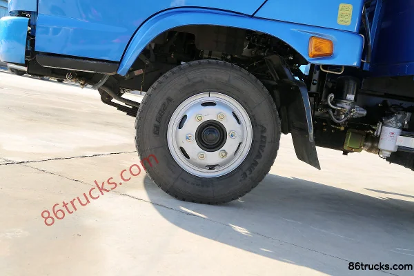 Shijun D510 82 hp 4X2(6 wheels) 3.2m dump truck (wheelbase 2900) Chassis (1) | 86Trucks