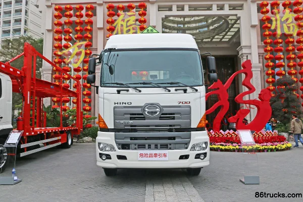 GAC HINO Série 700 camion lourd 420 ch 6X4(10 roues) tracteur routier (toit plat, double réservoir) Extérieur (2) | 86Trucks