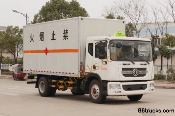 Dongfeng Dolica D9 170 hp 4X2(6 wheels) 6.8m flammable gas van truck Exterior