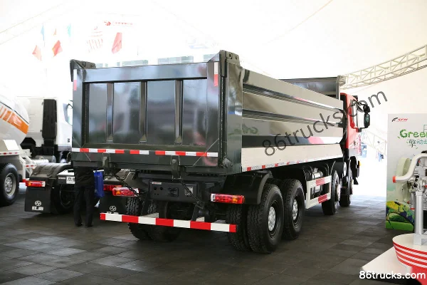 Hongyan Genlyon 340 hp 8X4(12 wheels) 8.2m Dump Truck Body (2) | 86Trucks