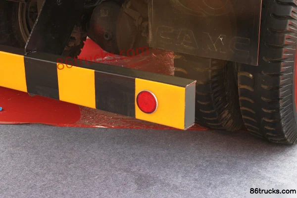 Hualing Heavy Truck 290 hp 6X4(10 wheels) 5m Dump Truck Chassis (3) | 86Trucks