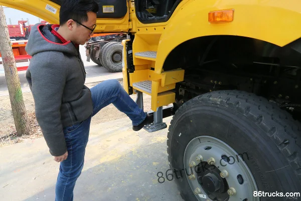 FAW Jiefang J6P Heavy Truck 350 hp 6X4(10 wheels) Dump Truck Cab (2) | 86Trucks