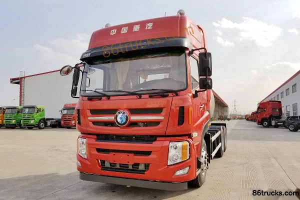 Sinotruk Wangpai W5G Heavy Truck 430hp 6X4(10 wheels) LNG Tractor Truck Exterior (3) | 86Trucks