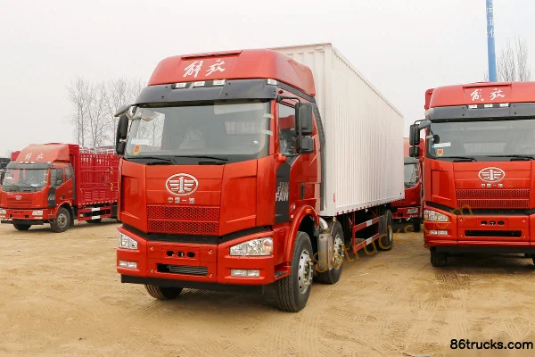 FAW Jiefang J6M heavy truck 280hp 6X2(8 wheels) 9.35m van cargo truck Exterior (3) | 86Trucks